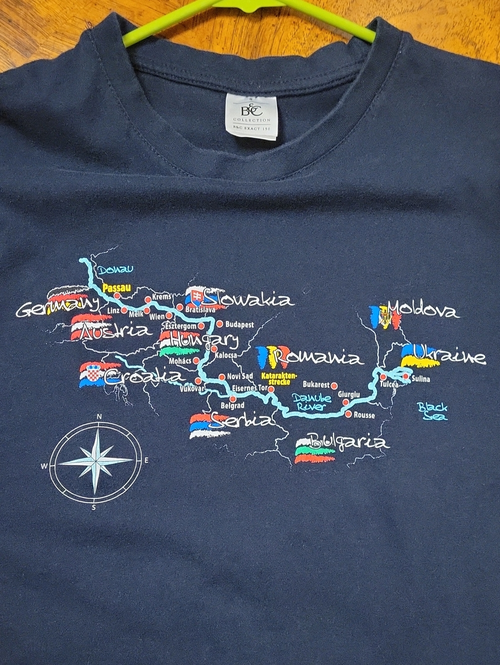 Danube/ European River Cruise Graphic T-shirt, Navy, Women's Small, EUC